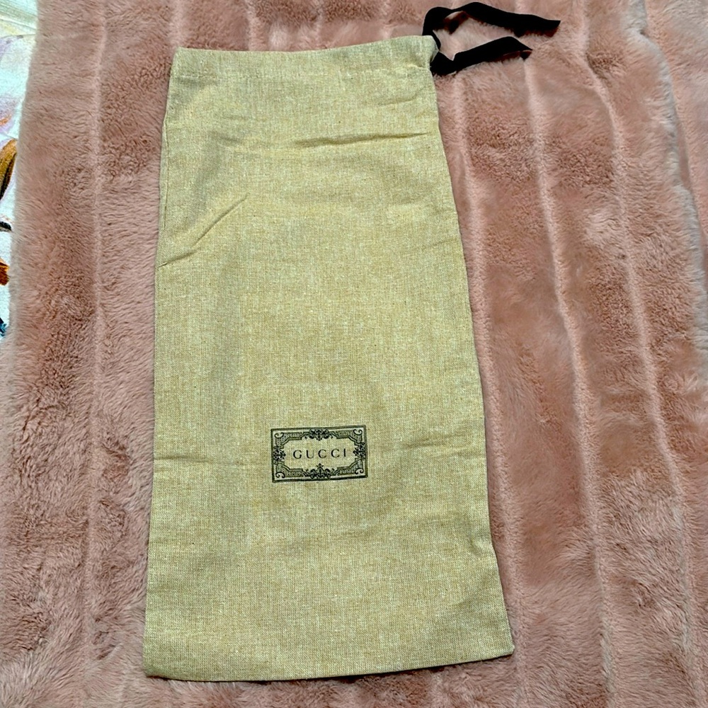 ✨ Gucci ✨ Dust Bag 16.5 X 8.5